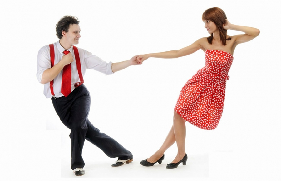 Как научиться следовать ведению партнера в танце?